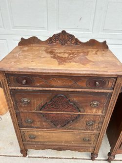 Antique bedroom set