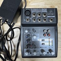 Behringer Xenyx 502 analog mixer and XM8500 mic