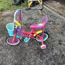 Toddler girl bike