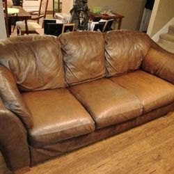 Real Leather Couch Paid 2900 For It. Great Condition