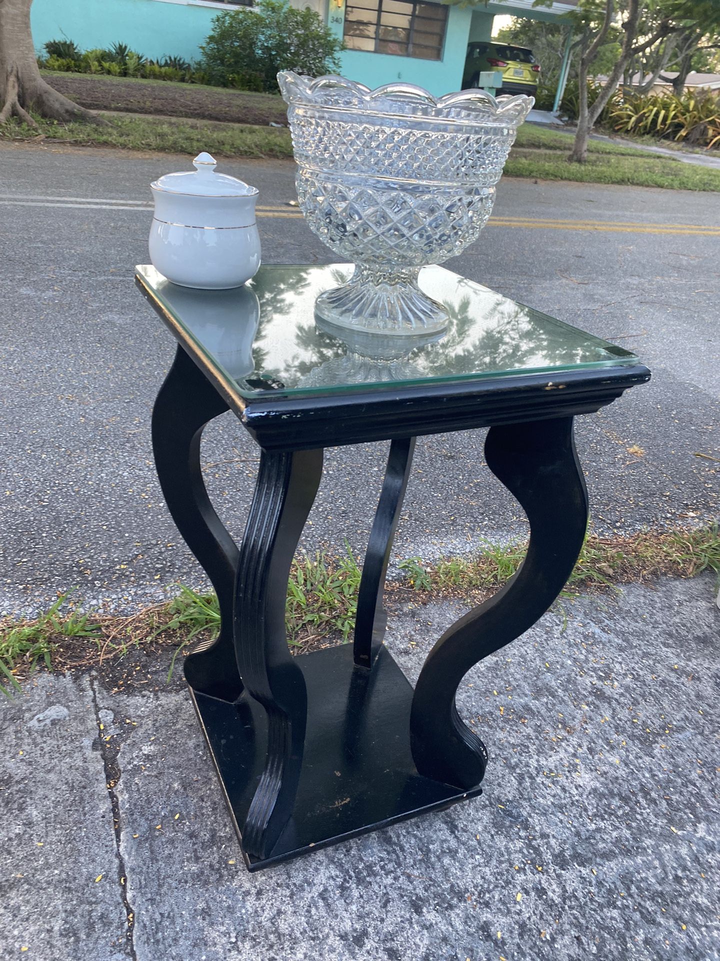 Black Square Wood End Table