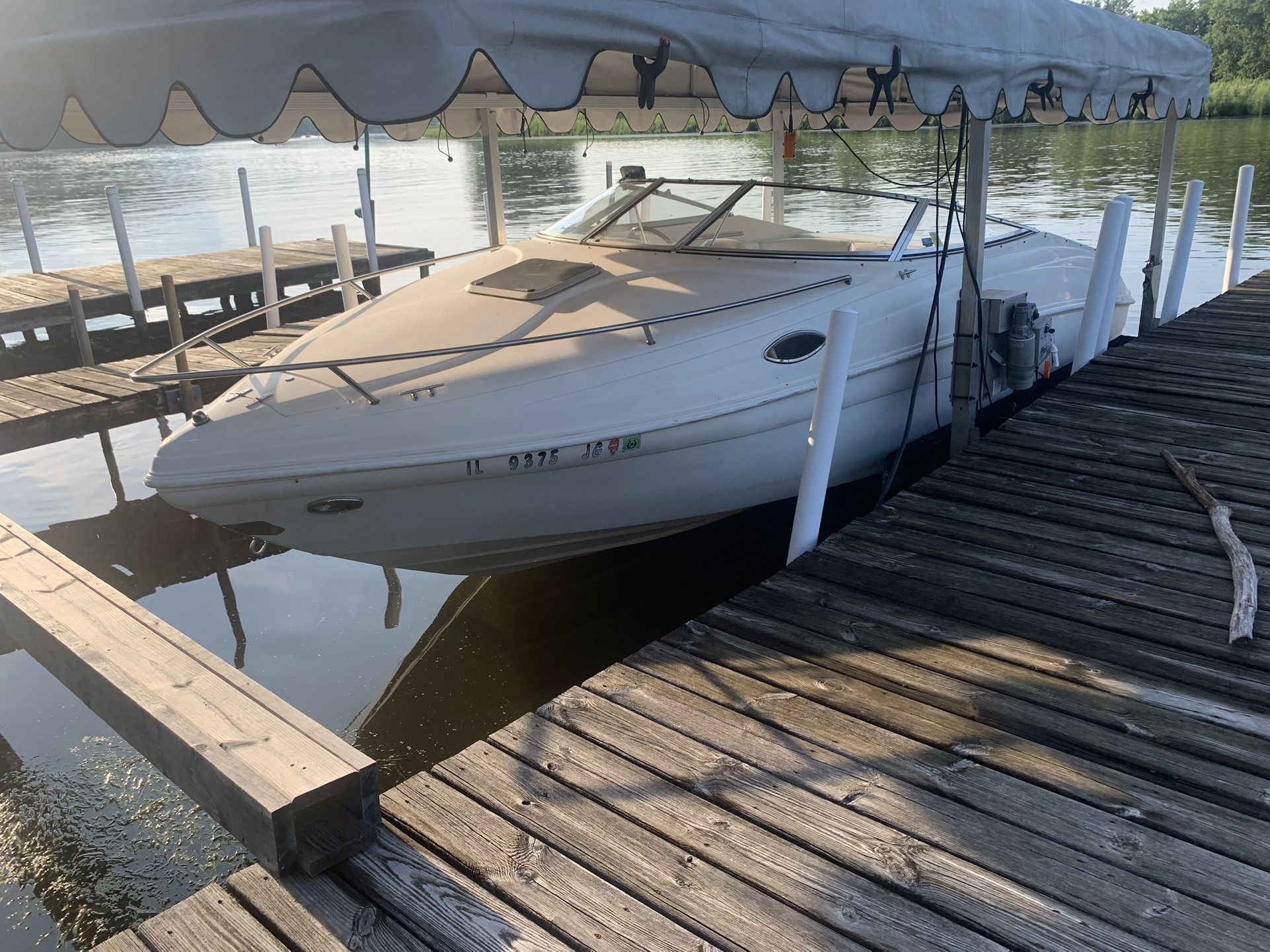 23’ Rinker
