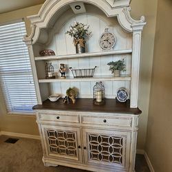 China Hutch