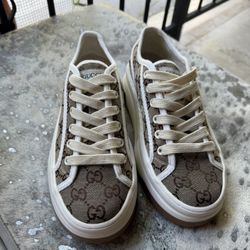 Sneakers Gucci 