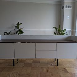 TV Console Cabinet Entertainment stand. White And Wood