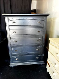 Moving sale