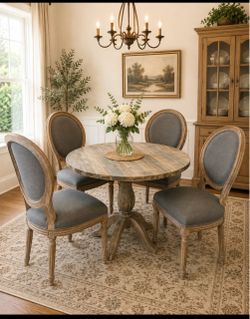 World market dining set table and four chairs