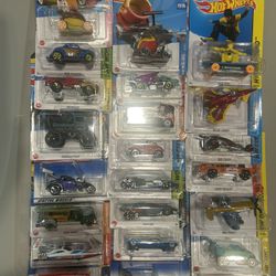 Hot Wheels 22 New Cars Unopened 