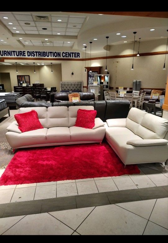 *Fall Sale Event!!!*---Charming Valencia Beige Leather Sofa/Loveseat Sets---Delivery And Financing Available🫡