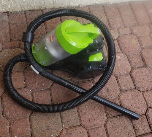 Bissell Zing Vacuum Cleaner 