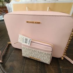 New  Michael  Kors  Purse And Wallet 