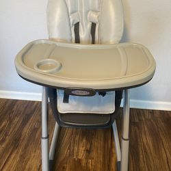 High Chair Graco
