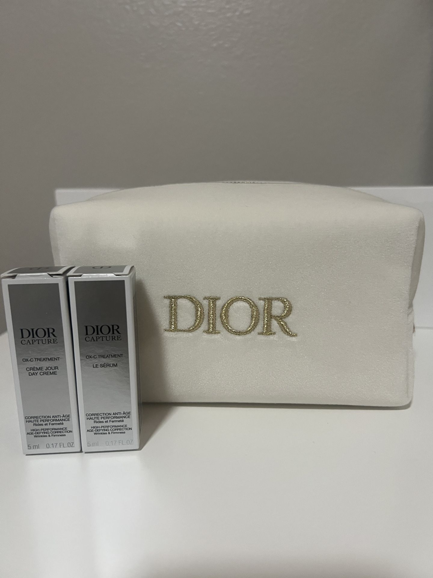 Dior - Bag w/ Mini Dior cream & serum