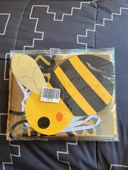 Religious bumblebee Halloween decor set