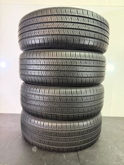 215 60 17 Kumho Solus TA51 - 4 Used Tires 80% Life