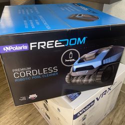 Polaris Freedom Cordless Robotic Pool Cleaner