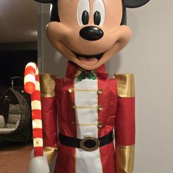 Disney Animatronic 90.55-in Freestanding Mickey Mouse Yard decoration with White LED Lights 7.5 feet