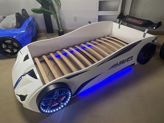 Thunder Kids Twin Carbed Mattress Included Remote controllable front lights Sound effects