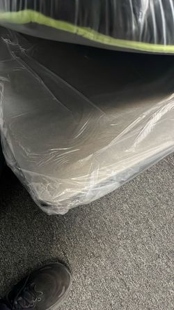 New 4” 2” 9” box springs queen or full