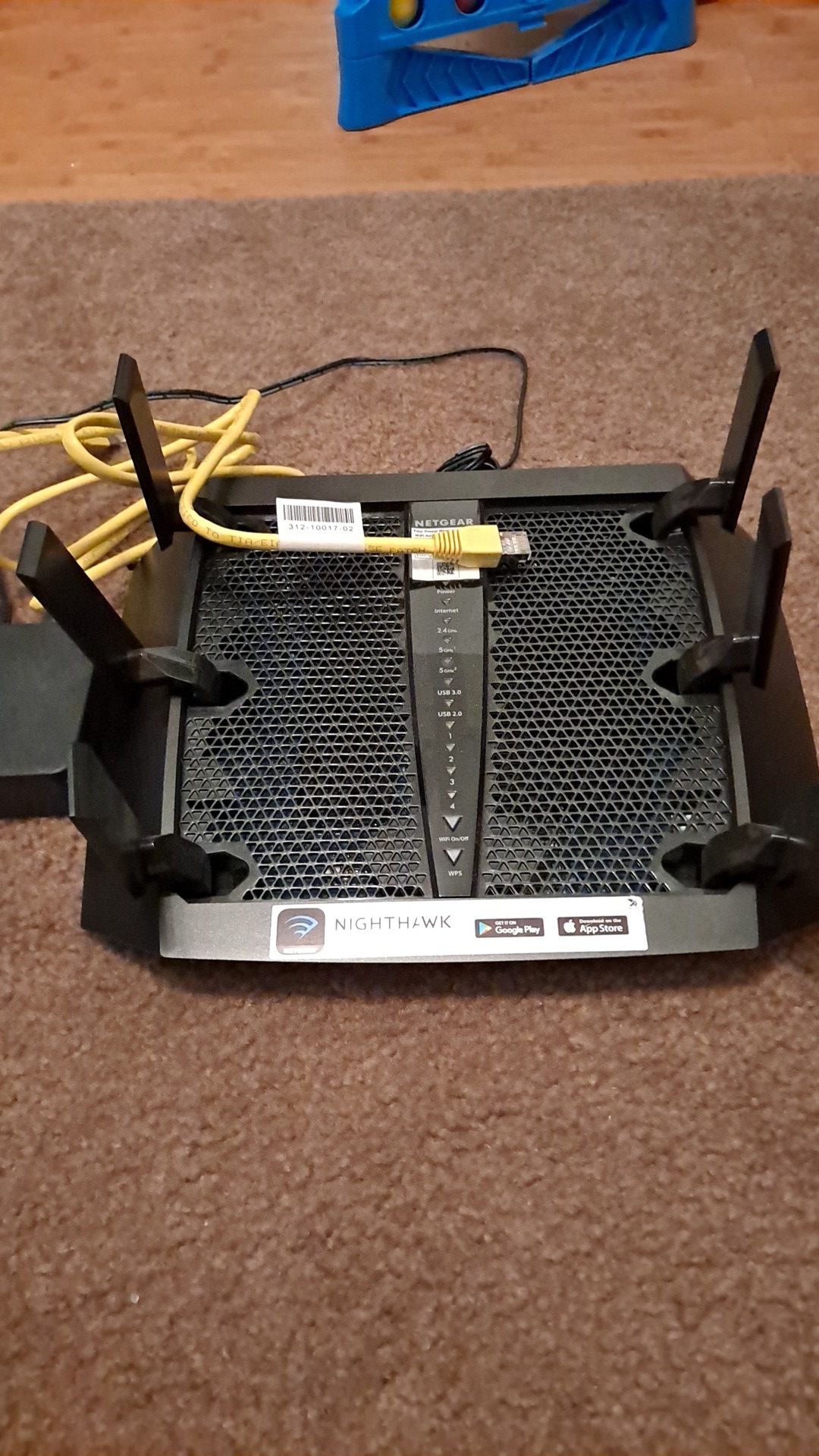 Netgear Nighthawk X6 AC3000 Tri-band WiFi Router $150 like new