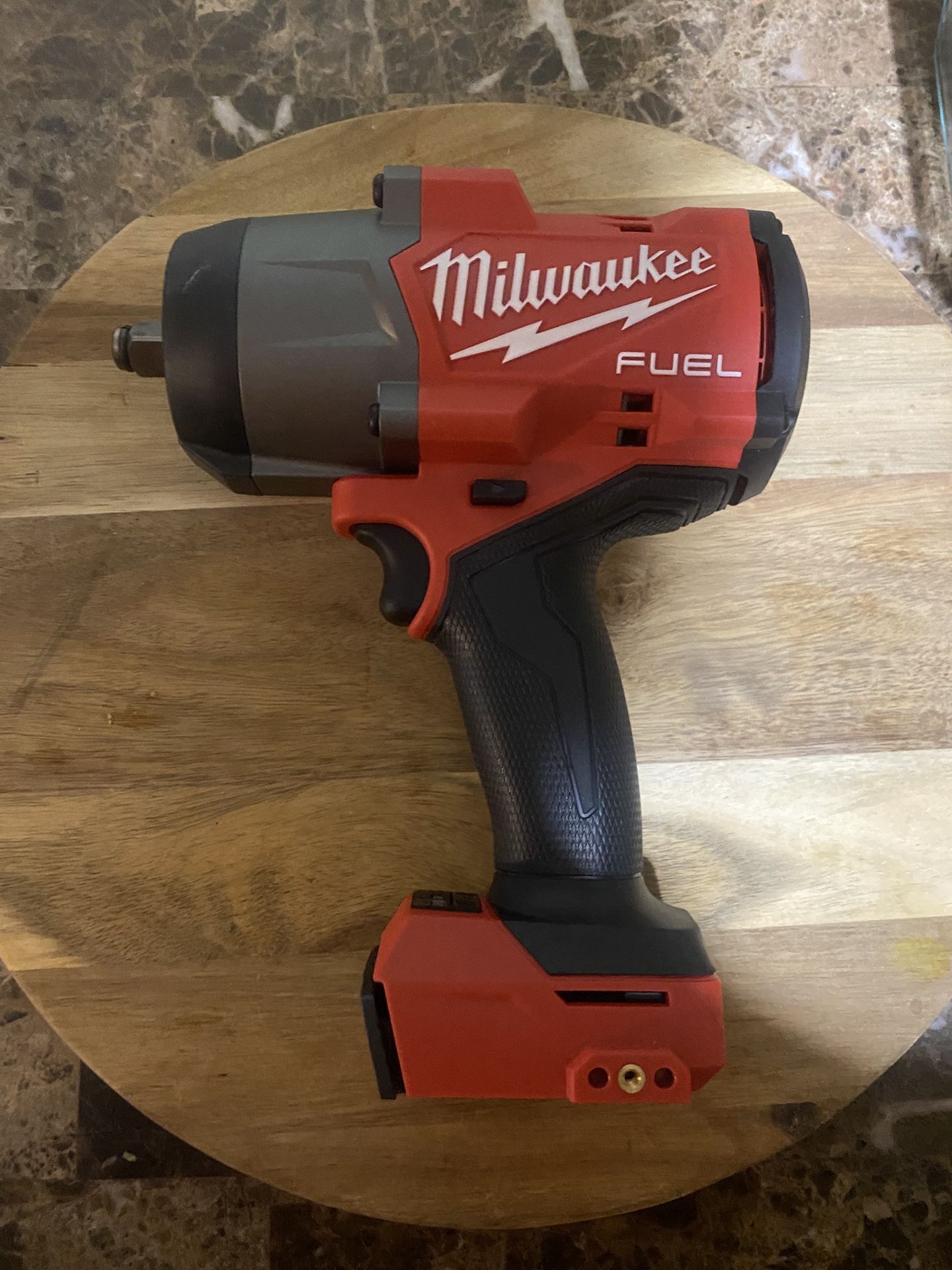 Milwaukee 1/2 Impact Wrench New/nuevo