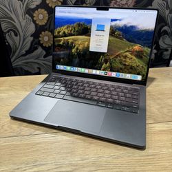 Apple 14” MacBook Pro M3 Pro Chip 18GB Ram 512SSD! Like new!