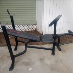 Marcy Club MKB-733 Weight Bench / Workout Bench