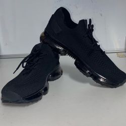 Brand new La Sheelah fashion sneaker size 10 woman