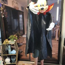 Disney Halloween Hanging Mickey Mouse Vampire