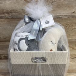 NEW Lambs & Ivy Gray 5-Piece Baby Gift Basket