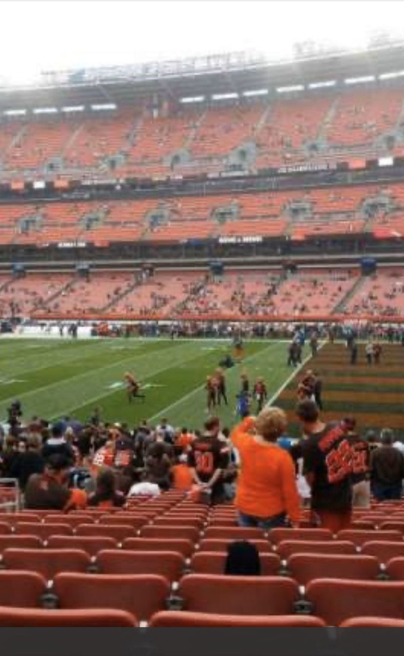 2 Cleveland Browns season tickets for sale in section 138 row 14 seats 13/14!