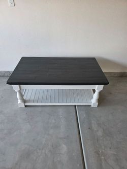 Beautiful COFFEE TABLE!! :)