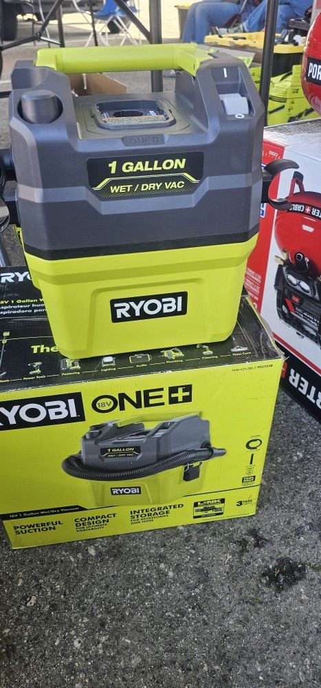 RYOBI
ONE+ 18V Cordless 1 Gal. Wet/Dry Vacuum (Tool Only