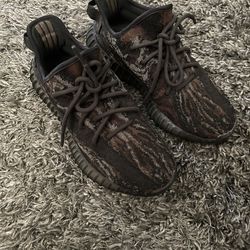 Yeezy MX Rock