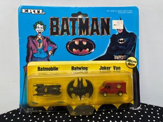 ERTL Batman Micro Size Die-Cast 3-Pack Set