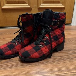 Black and red plaid boots, Size 10 Women’s Shoes