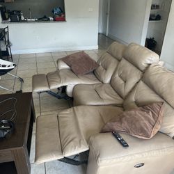 Reclining Sectional Couch 
