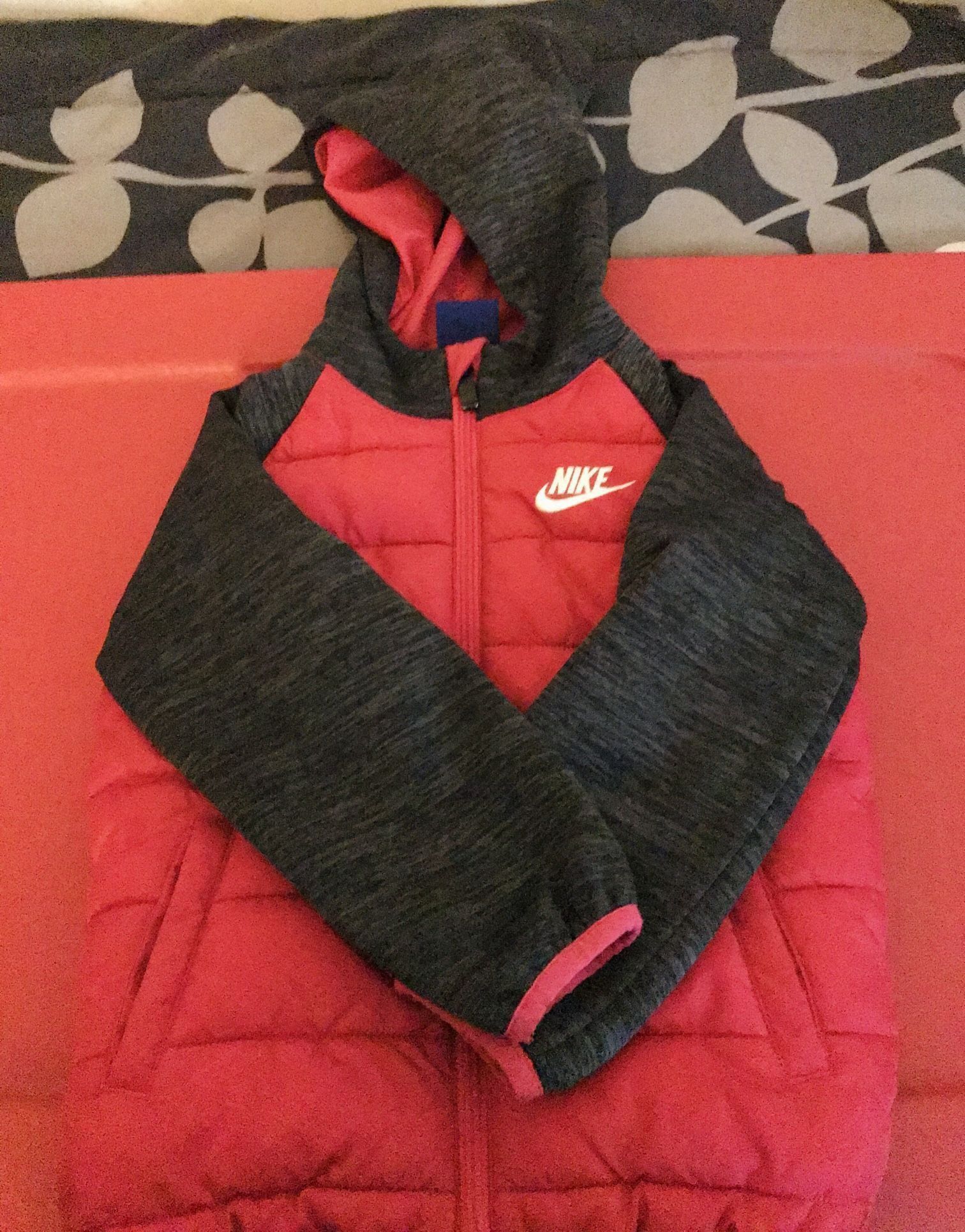Nike Toddler Puffer Jacket Red and Gray Sz 4/XS