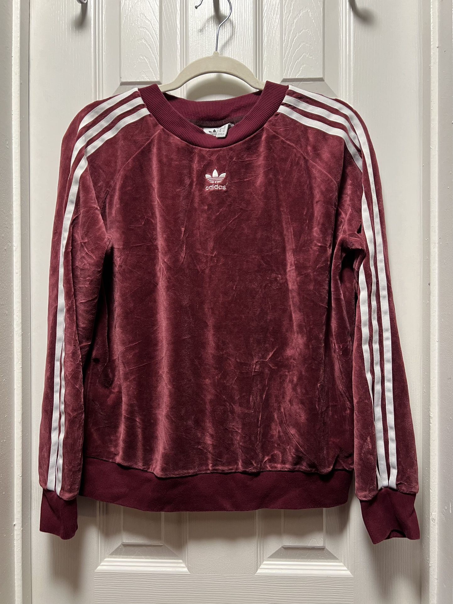 Adidas Sweater Women’s Size Small