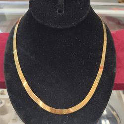 10k Gold Necklace 15.2 Grams 23 Long Layaway Available 10% Down If You Interested Please Make Sure You Ask For Maribel Thank You 