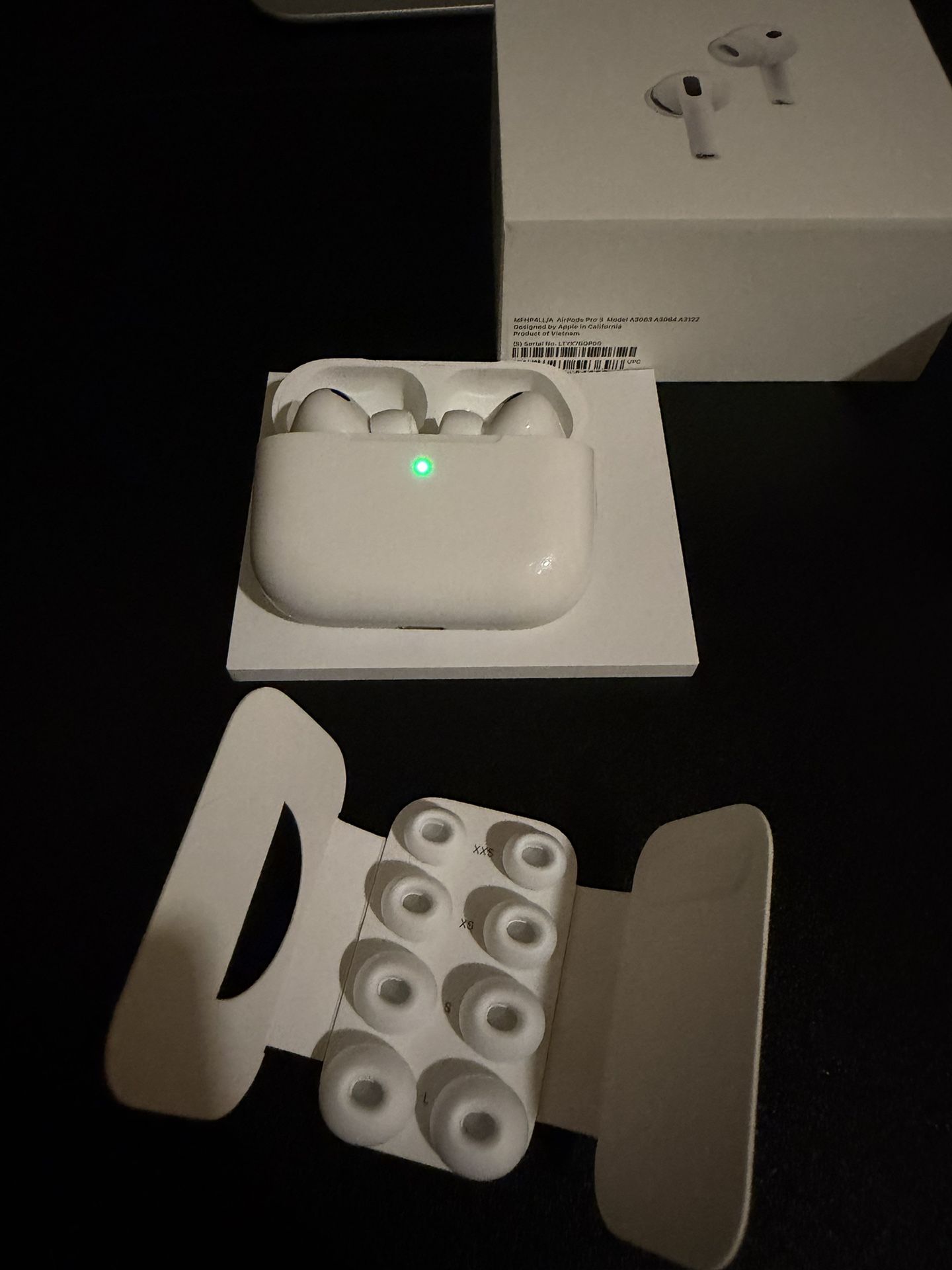 Apple Airpod Pro 3 *Newest Gen*