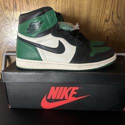 Pine green 1 size 14 used with box