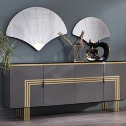 Buffet/ Server and Mirror Set Special Offer.Ask For More Info 😁 