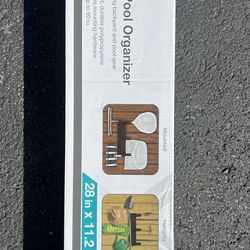 $25Swimming Pool and Backyard Wall Mounted  Hanging Tool Organizer