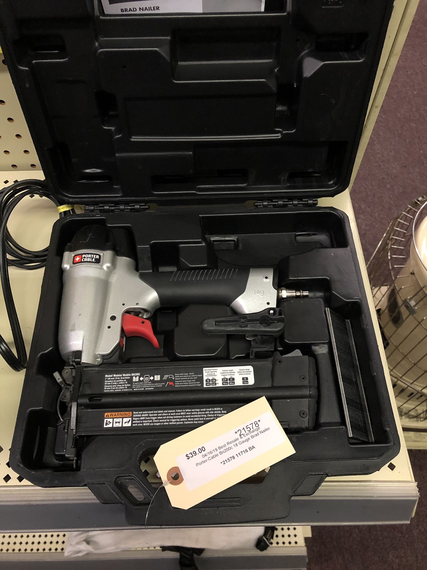 Porter Cable 18 gauge Pneumatic Brad Nailer