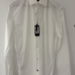 Hugo Boss men’s button down dress shirt kent performance slim fit easy iron size 15.5 34/35 unaltered with tags. Brand new