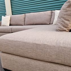 FREE DELIVERY!!! Skylar "Cru" 2pc Sectional Couch ($3.3K Retail...60% OFF!!!)