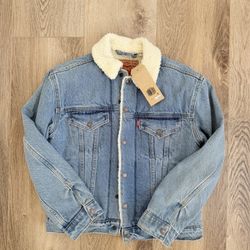 Levi Strauss Ex-Boyfriend Trucker Jacket (Sherpa-lined)