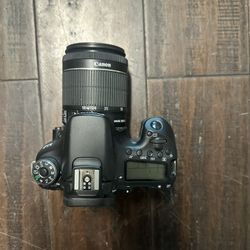 canon 70d camera with lens