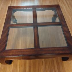 Coffee Table and Side Table